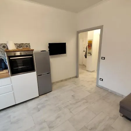 شقة A Casa Di Alessia *