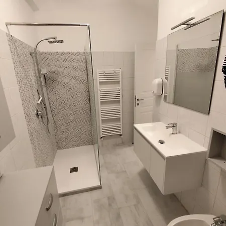 شقة A Casa Di Alessia