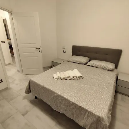 شقة A Casa Di Alessia